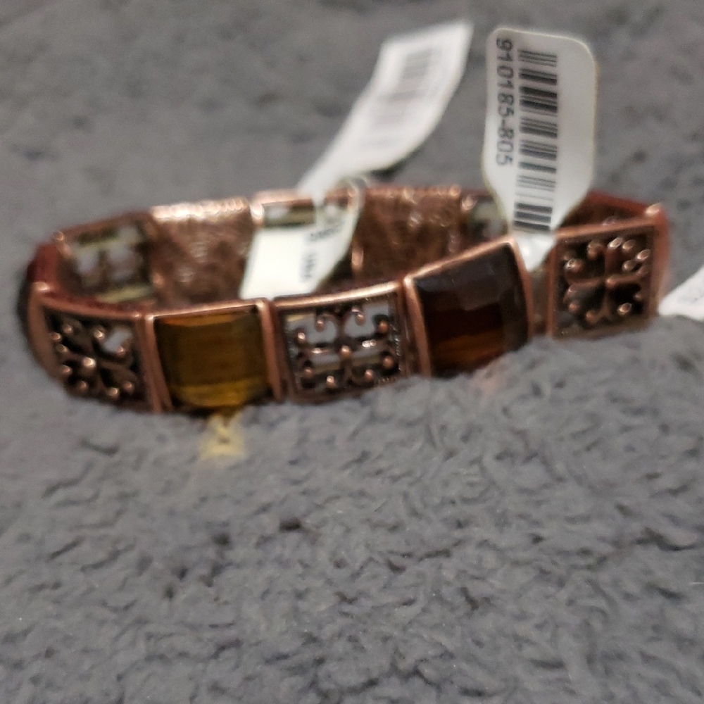 Elegant Copper-Toned Bracelet